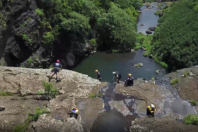 Nous sommes une banque régionale dynamique et en pleine expansion.